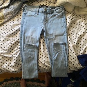 Hollister Skinny Lowrise Jeans